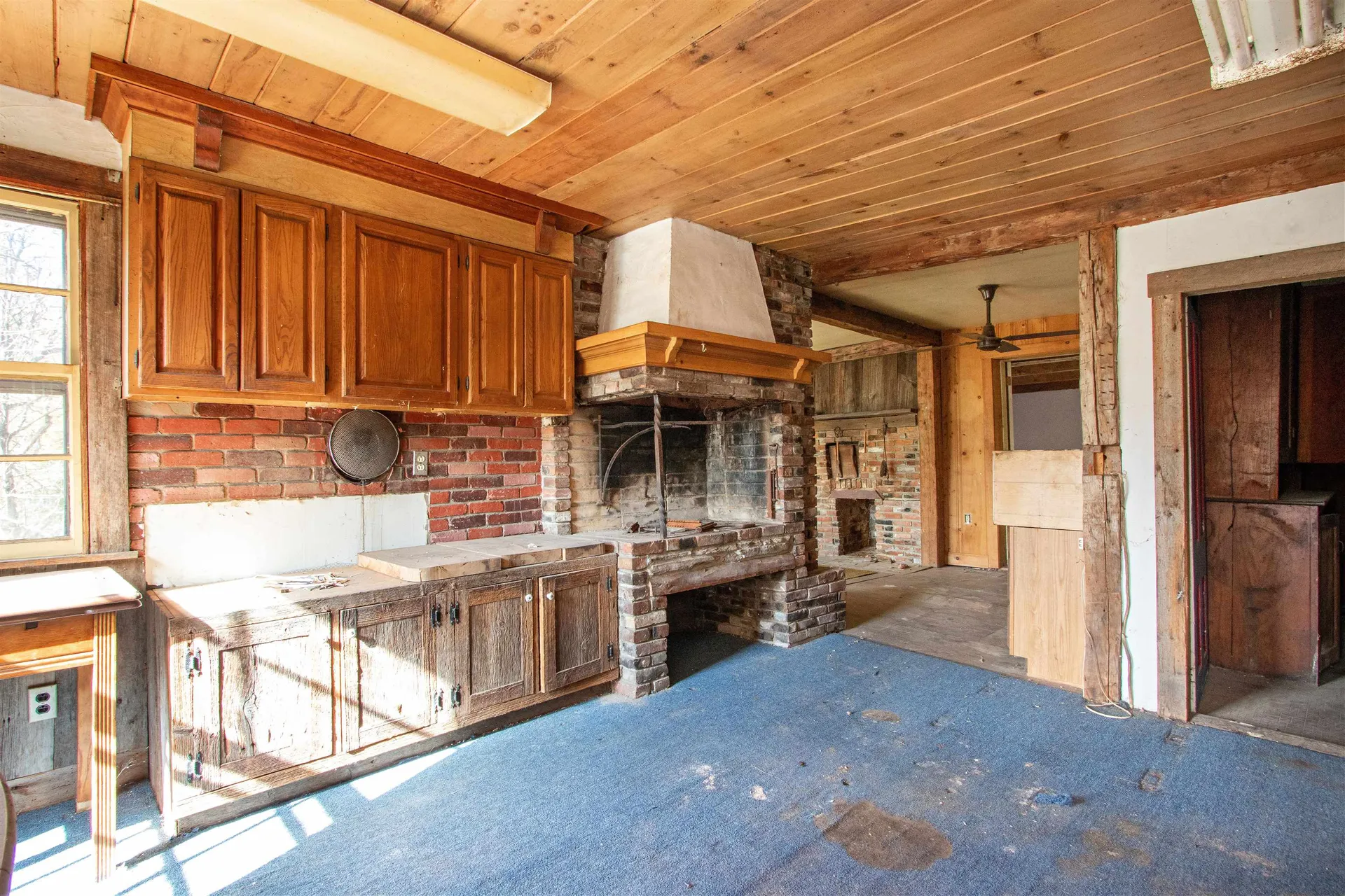 91 Venheim Road Lunenburg VT 05906