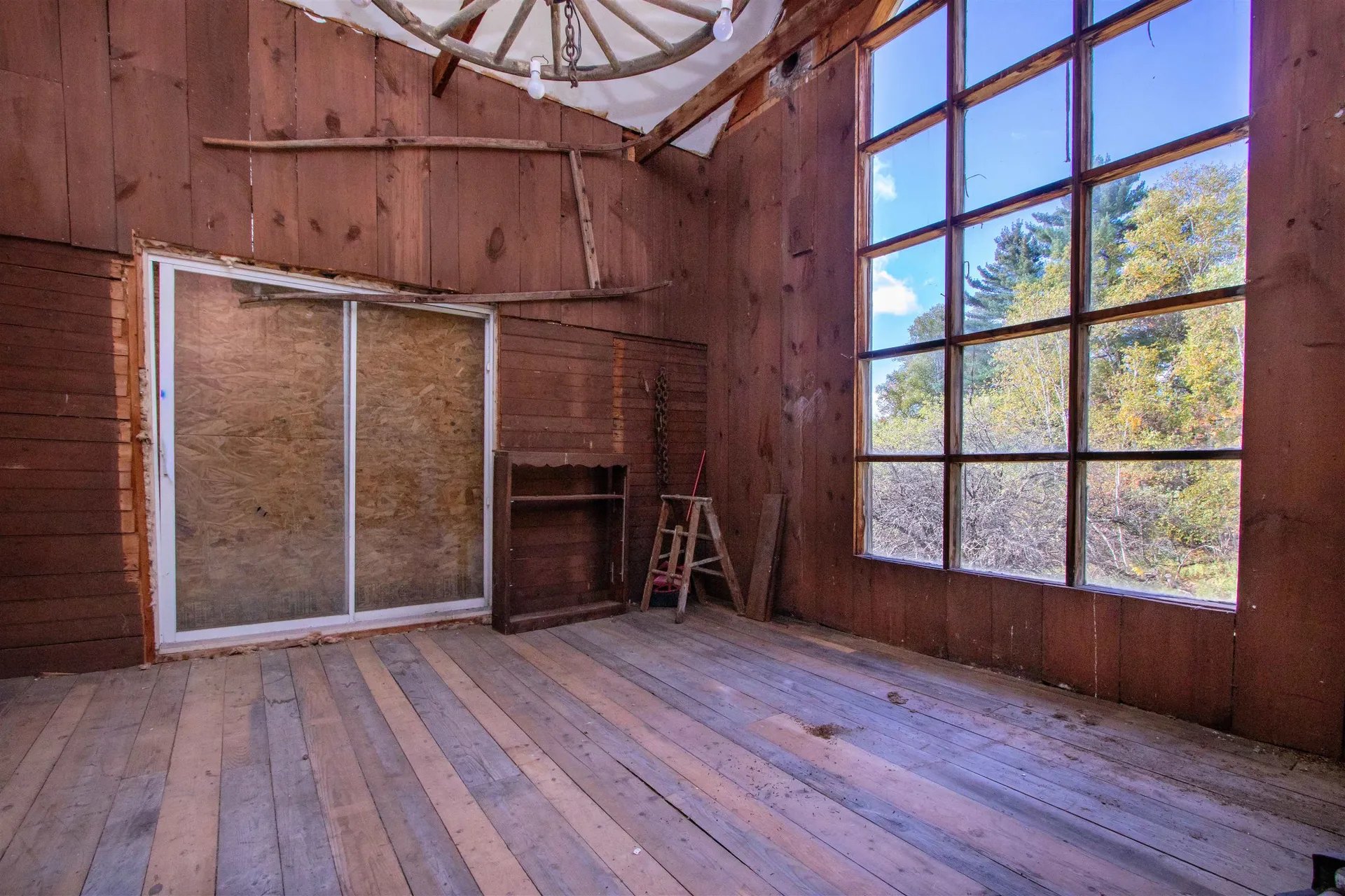 91 Venheim Road Lunenburg VT 05906