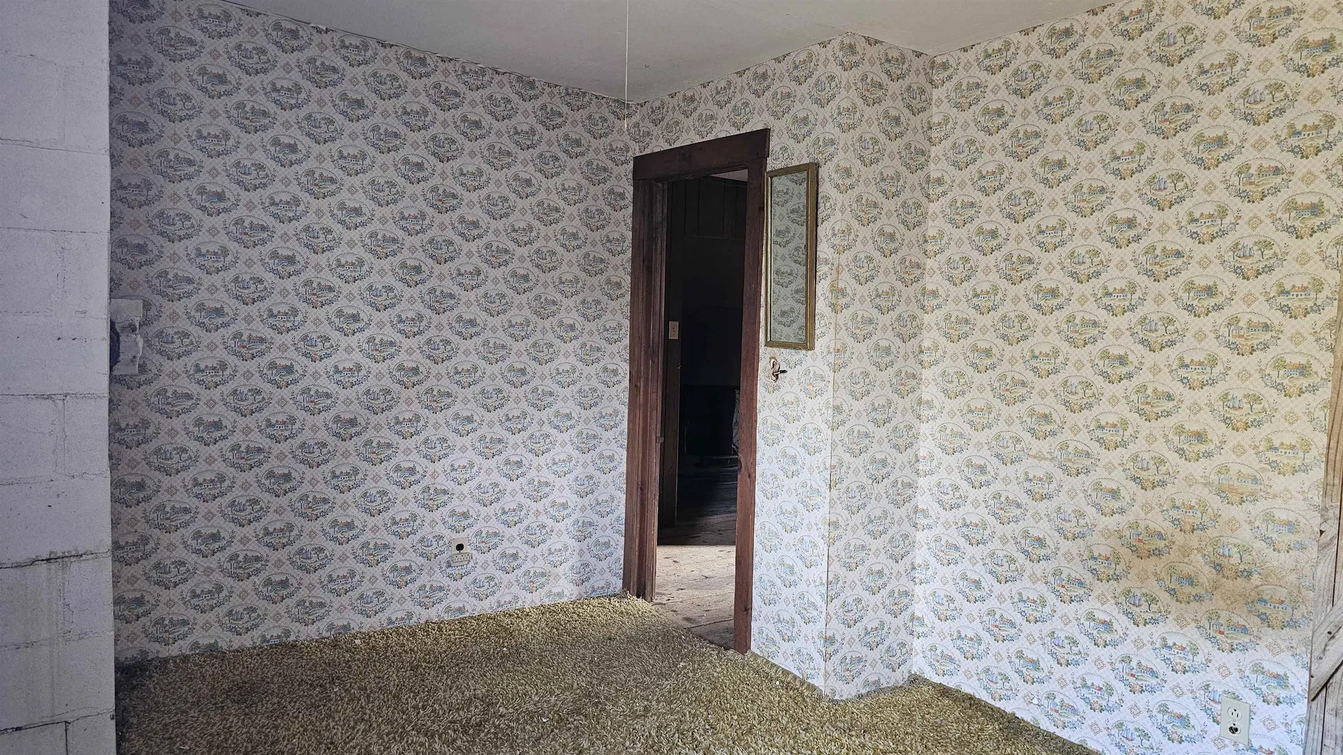 91 Venheim Road Lunenburg VT 05906