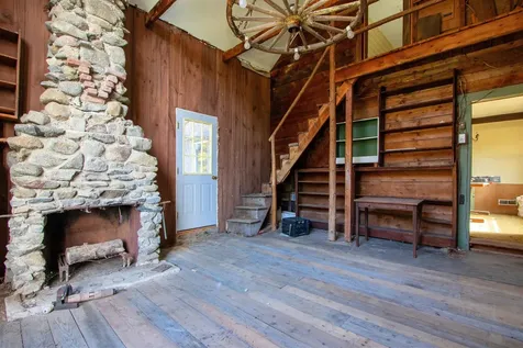 91 Venheim Road Lunenburg VT 05906