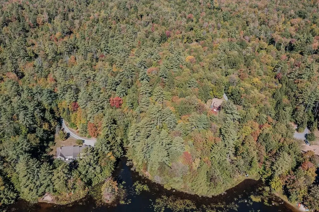 Quiet Cove Way Wilmot NH 03287