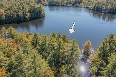 Quiet Cove Way Wilmot NH 03287