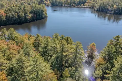 Quiet Cove Way Wilmot NH 03287