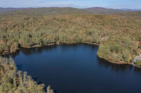 Quiet Cove Way Wilmot NH 03287