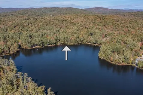 Quiet Cove Way Wilmot NH 03287