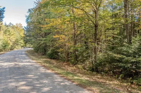 Quiet Cove Way Wilmot NH 03287