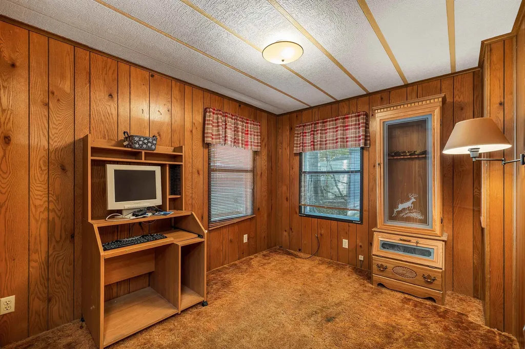 13 Silkwood Avenue Belmont NH 03220