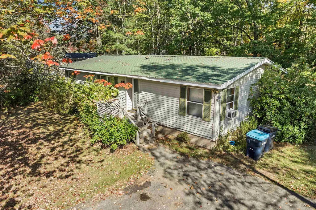 13 Silkwood Avenue Belmont NH 03220