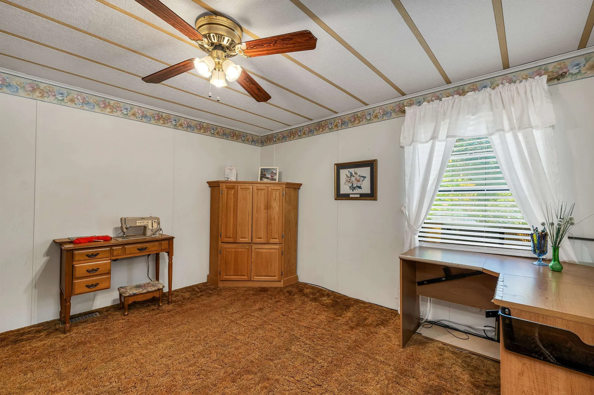 13 Silkwood Avenue Belmont NH 03220