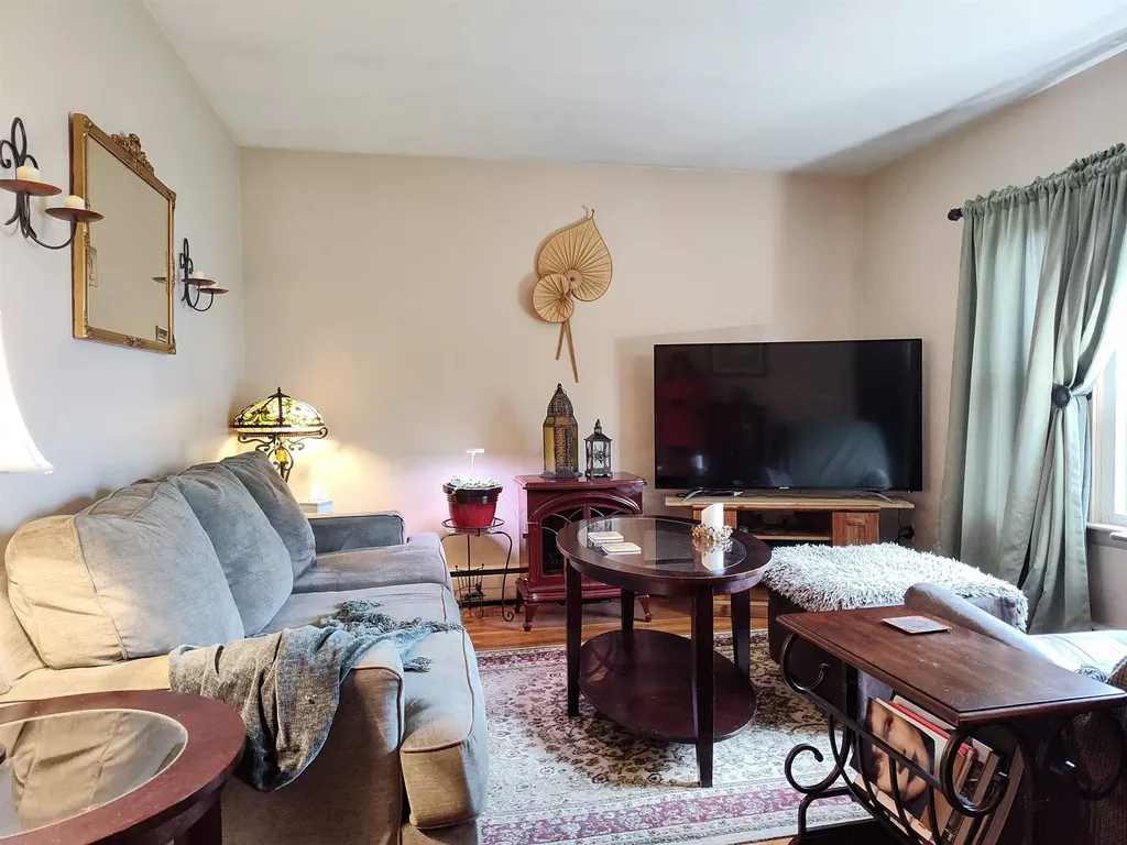 187 Old Rochester Road Somersworth NH 03878