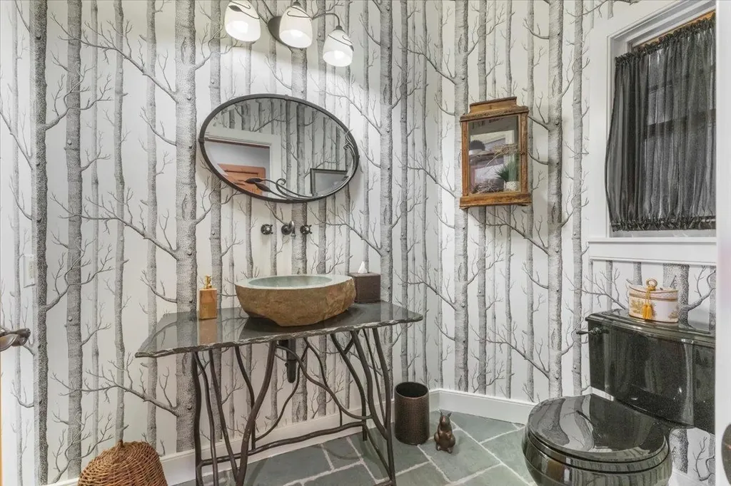 380 Partridge Hill Manchester VT 05255