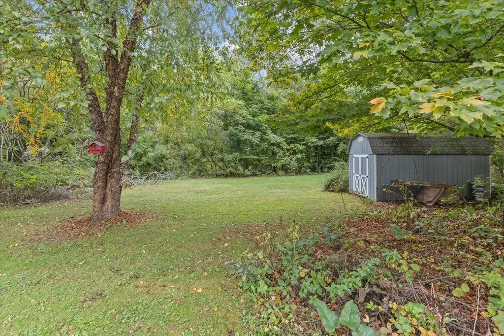 98 - 100 Ritchie Avenue Milton VT 05468