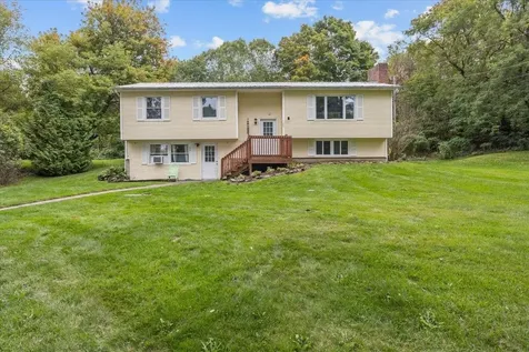 98 - 100 Ritchie Avenue Milton VT 05468