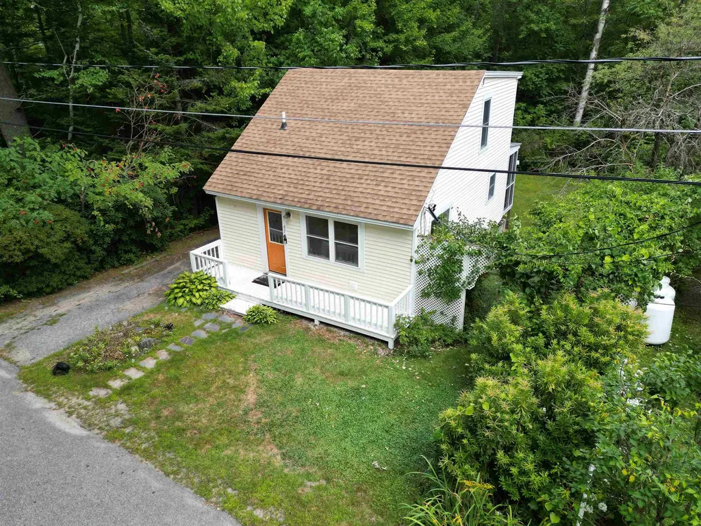 87 Jefferson Street Bethlehem NH 03574