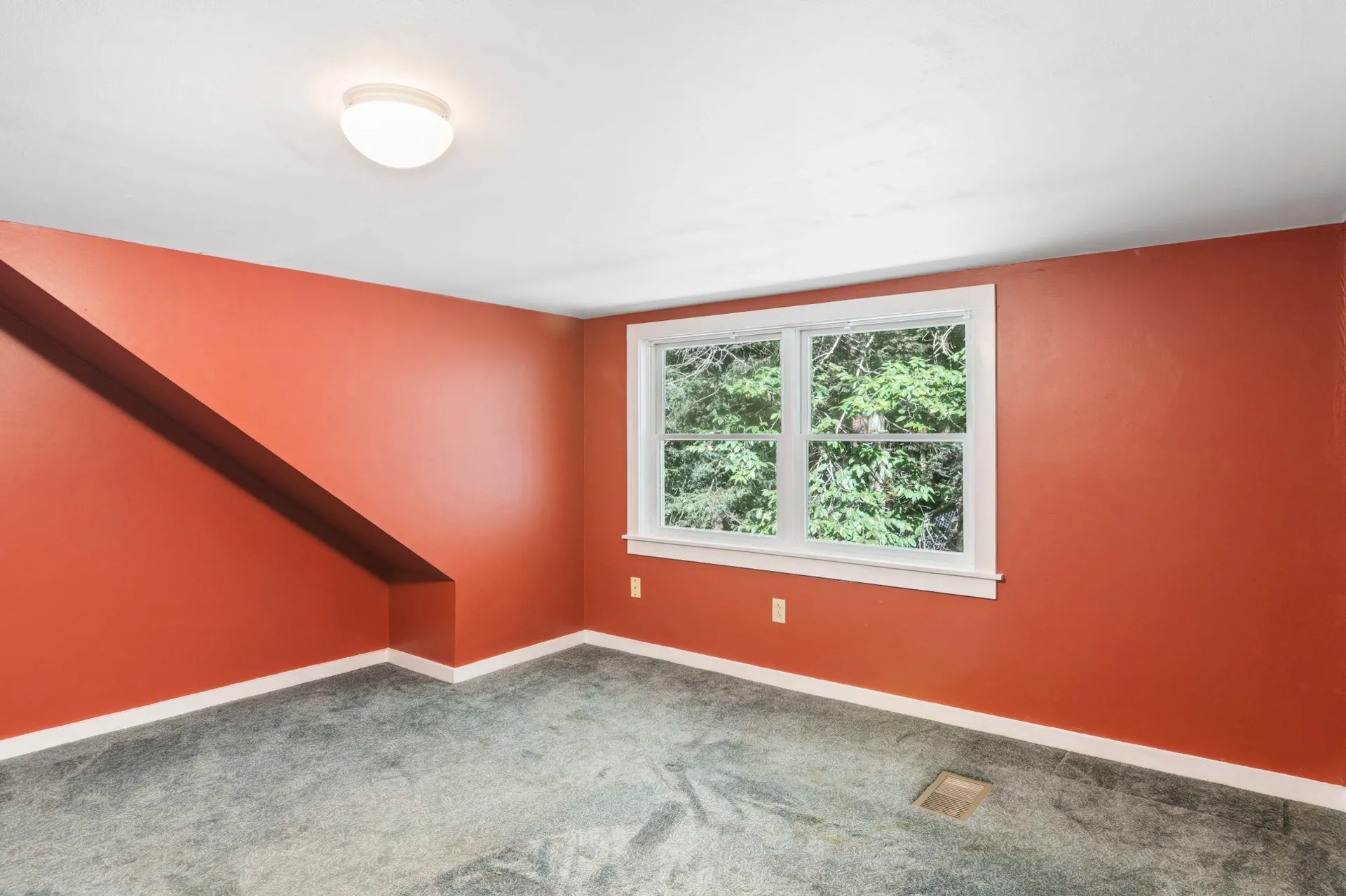 85 Stockwell Drive Brattleboro VT 05301