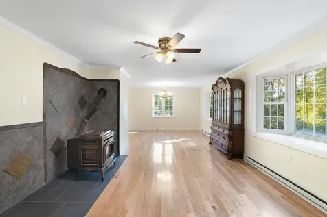 85 Stockwell Drive Brattleboro VT 05301