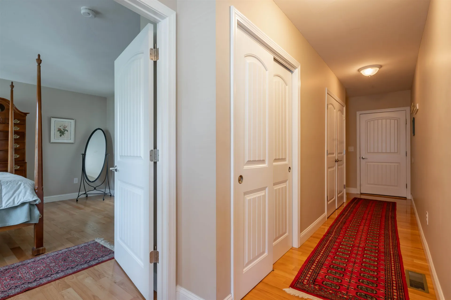 8 Pilgrim Circle Nashua NH 03063
