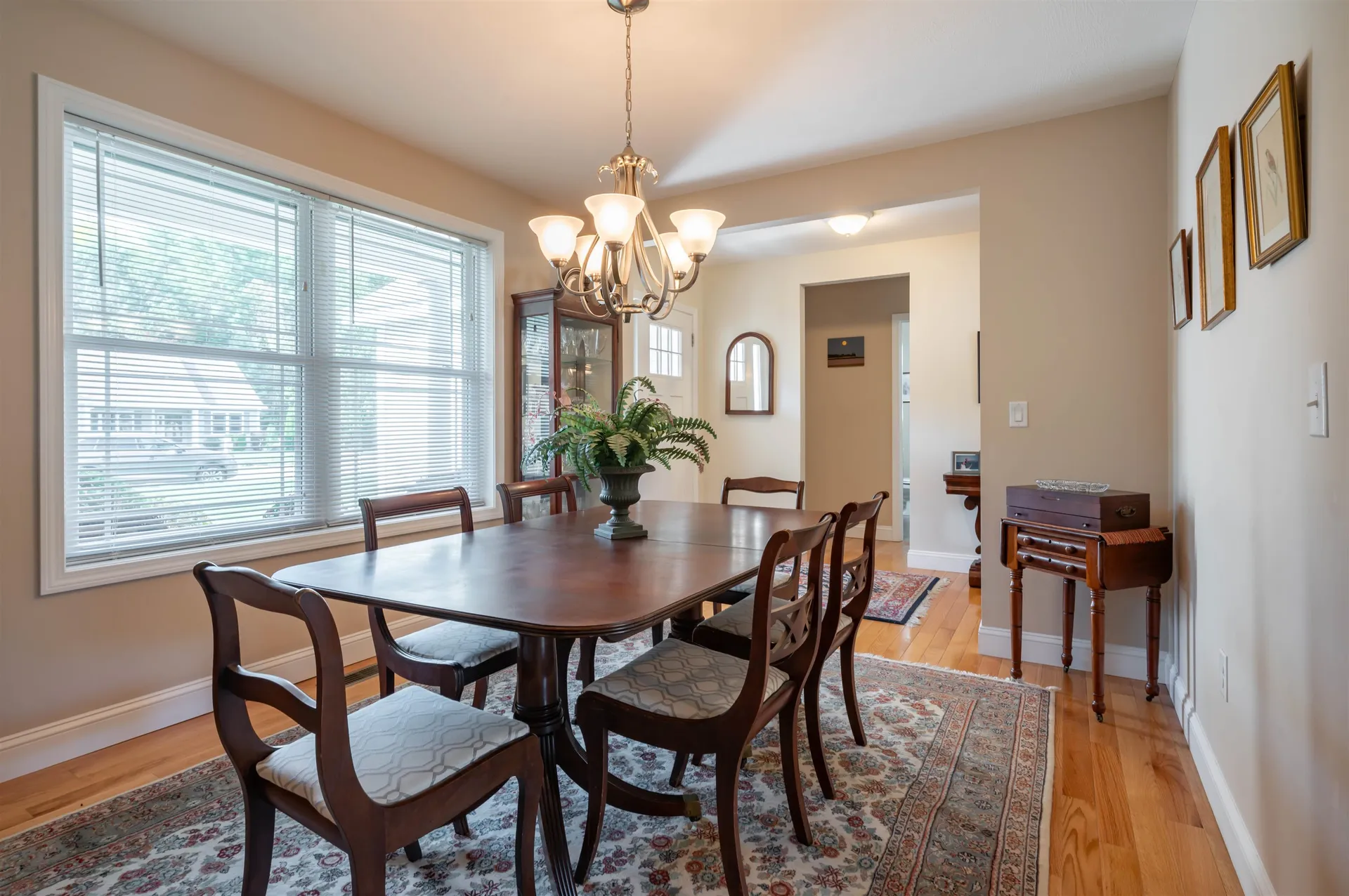 8 Pilgrim Circle Nashua NH 03063