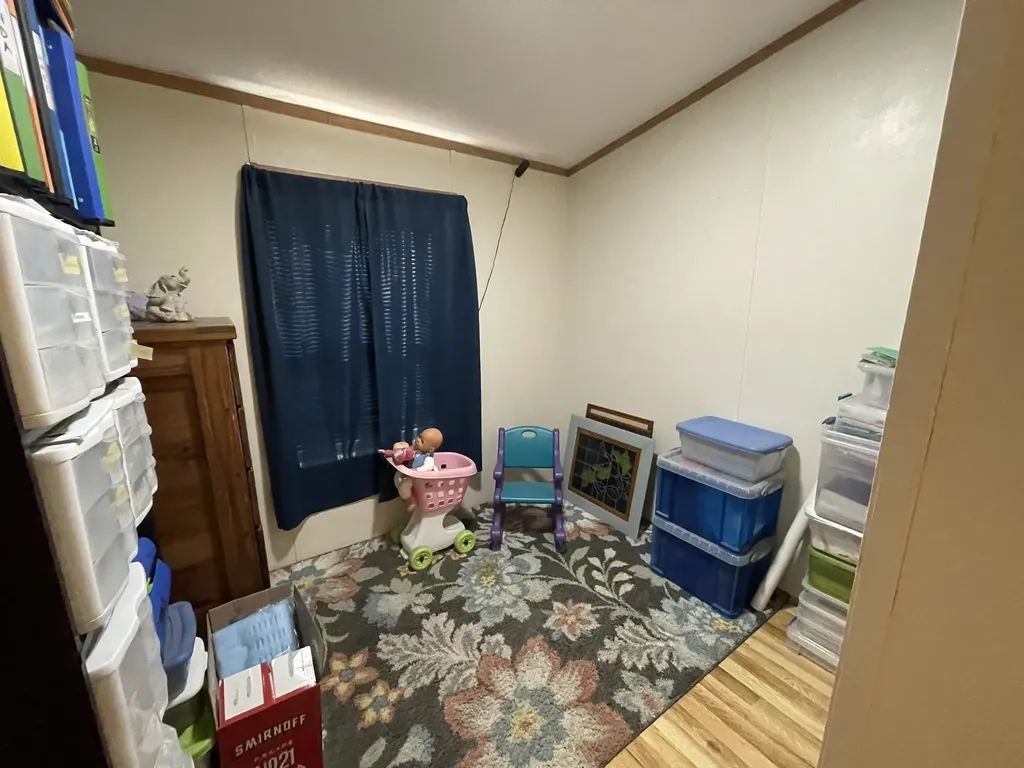 19 Back Ashuelot Road Winchester NH 03470