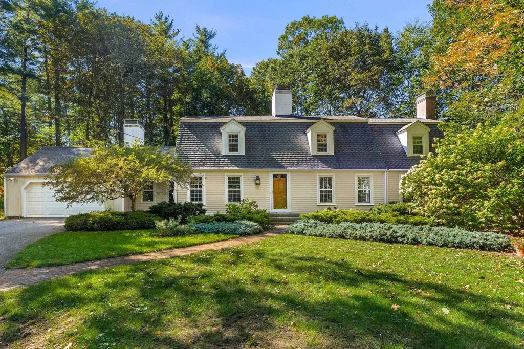 81 Little River Road Hampton NH 03842