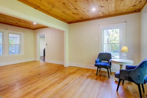 73 Dinsmore Road Conway NH 03860