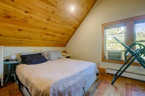 73 Dinsmore Road Conway NH 03860