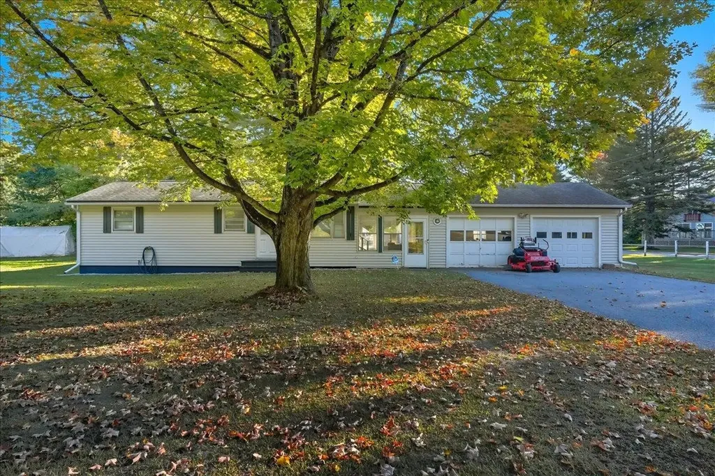 45 Lake Road Milton VT 05468