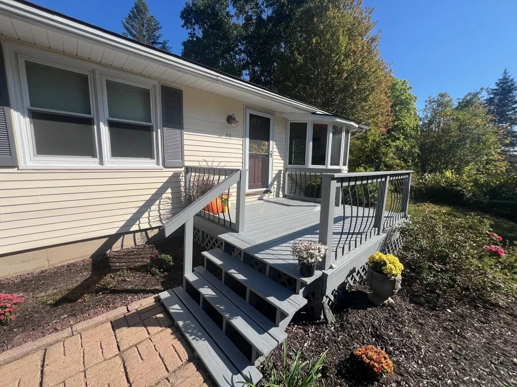 91 Sunny Acres Road Brattleboro VT 05301
