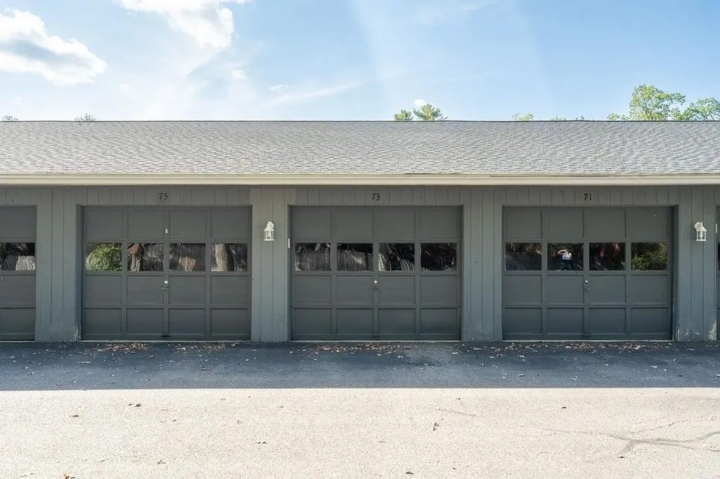 73 Bluestone Drive Nashua NH 03060