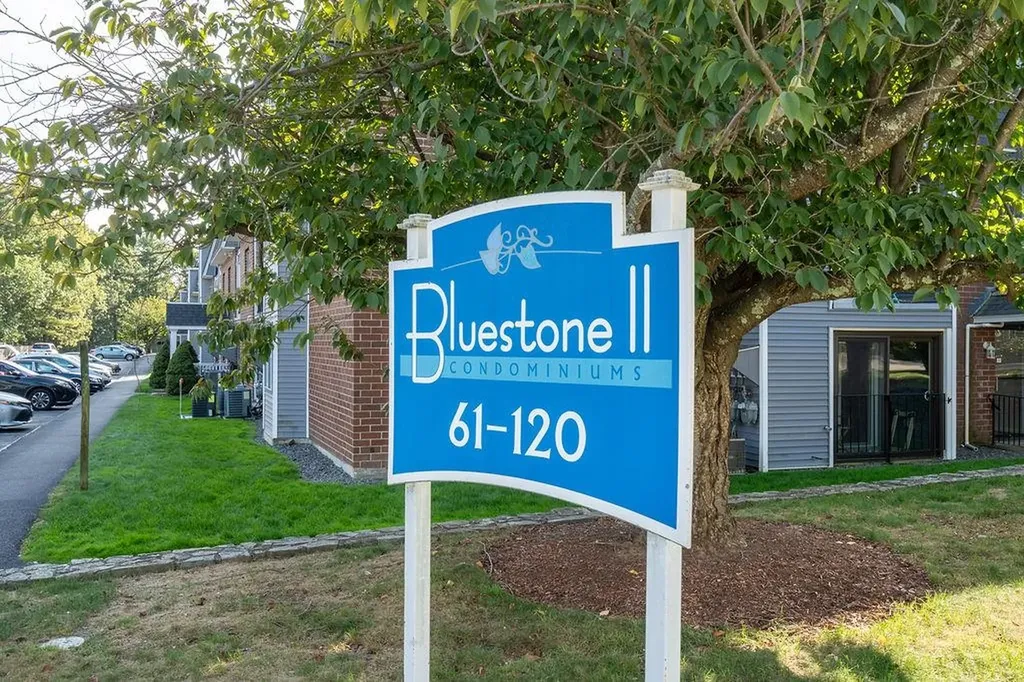 73 Bluestone Drive Nashua NH 03060