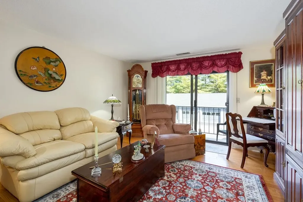 73 Bluestone Drive Nashua NH 03060