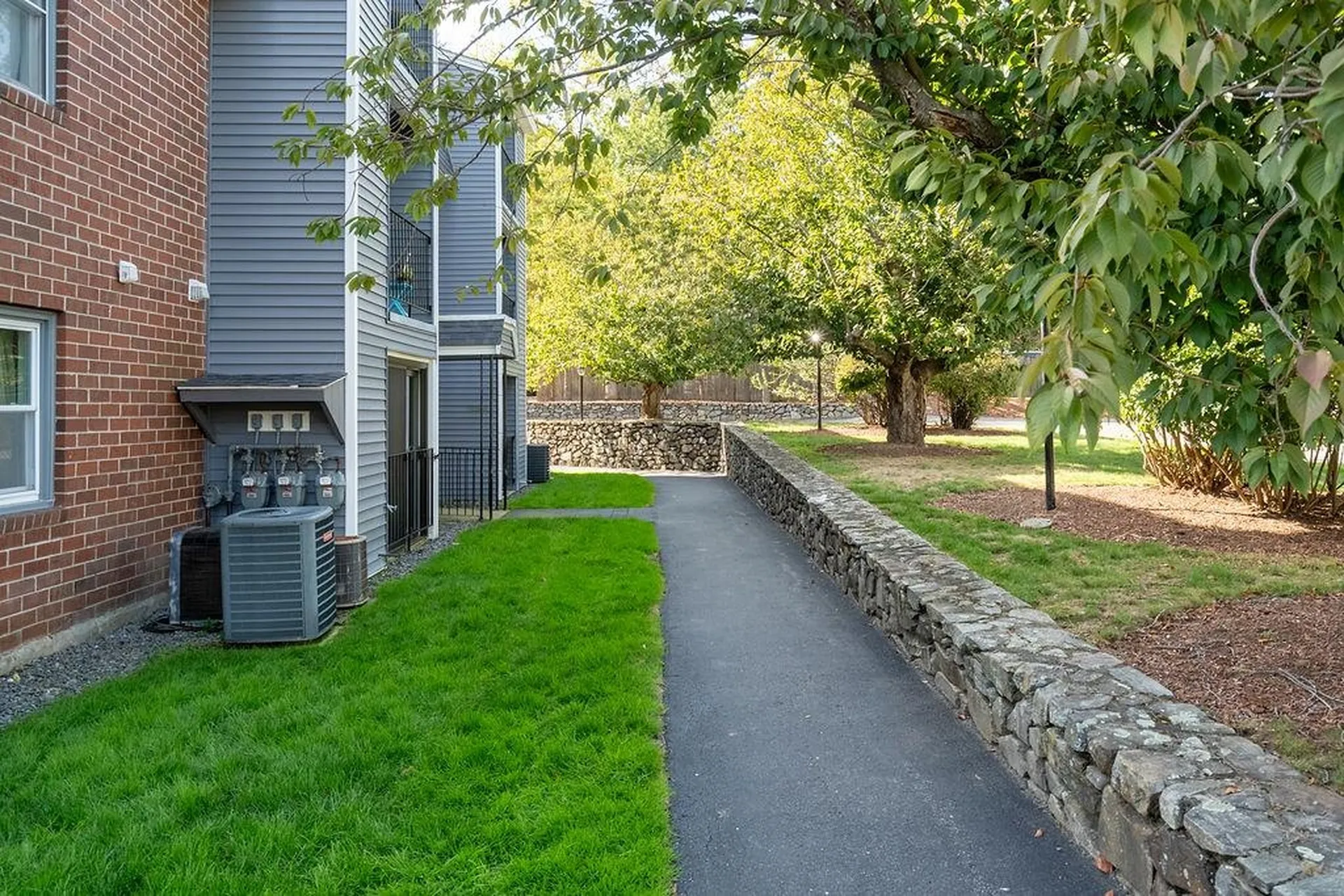 73 Bluestone Drive Nashua NH 03060