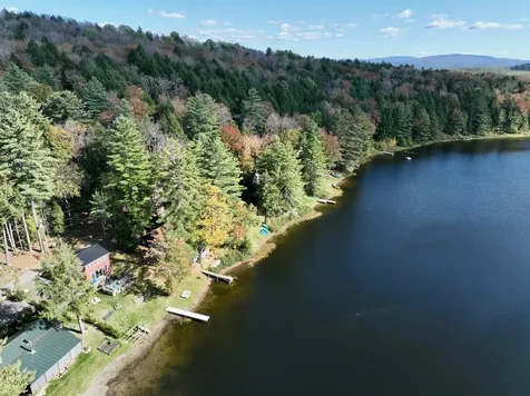 318 Round Pond Lane Newbury VT 05051