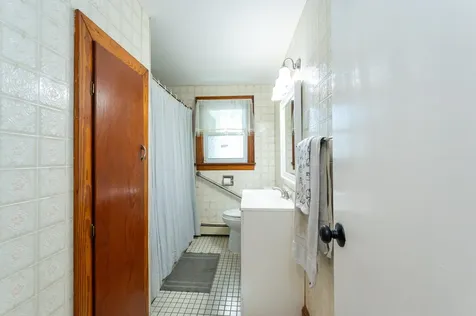 625 Green Street Manchester NH 03103