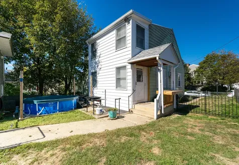 625 Green Street Manchester NH 03103