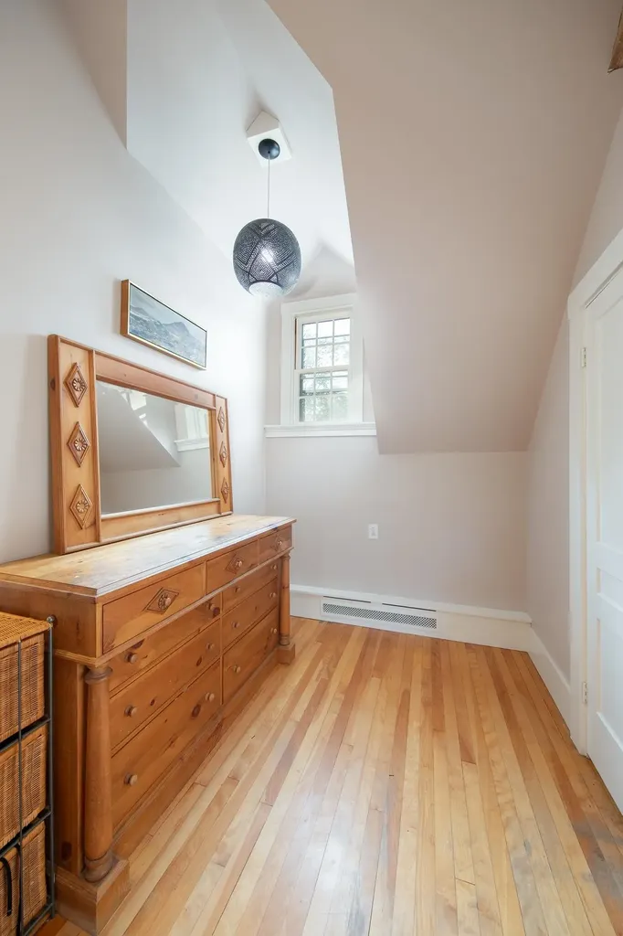 95 Middletown Road Londonderry VT 05155