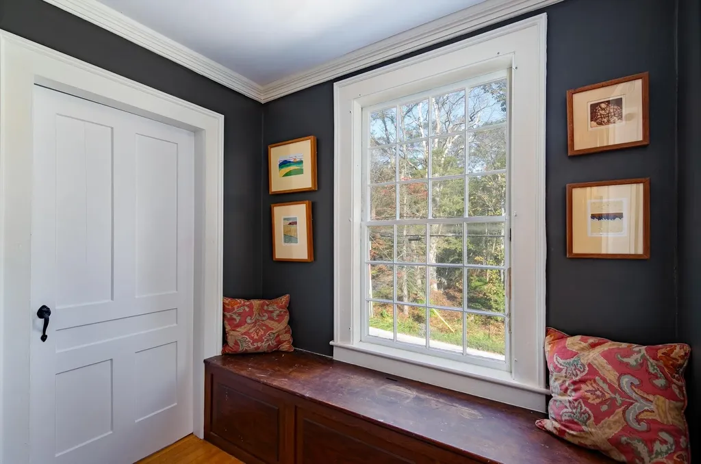 95 Middletown Road Londonderry VT 05155