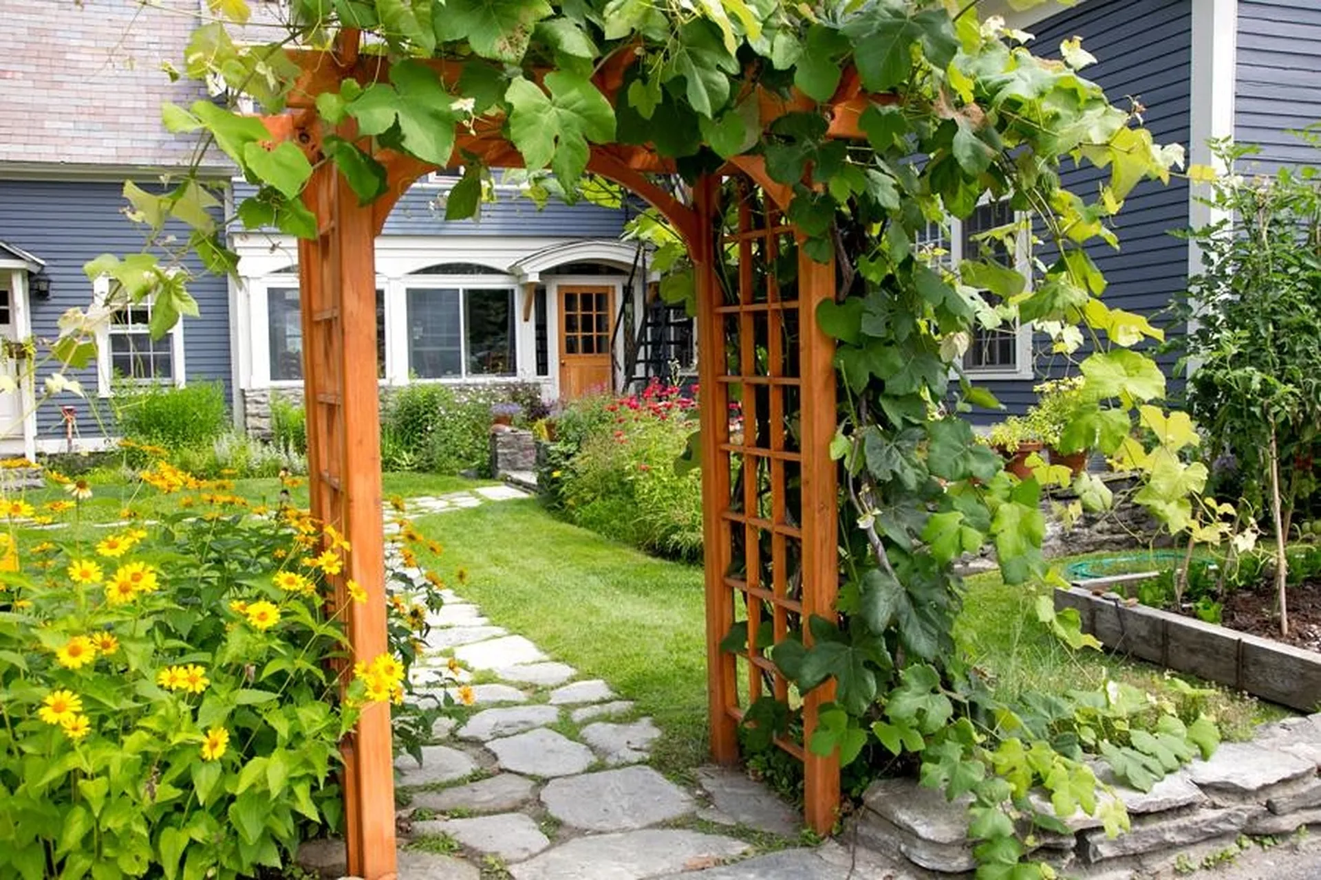 95 Middletown Road Londonderry VT 05155