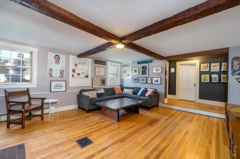 95 Middletown Road Londonderry VT 05155