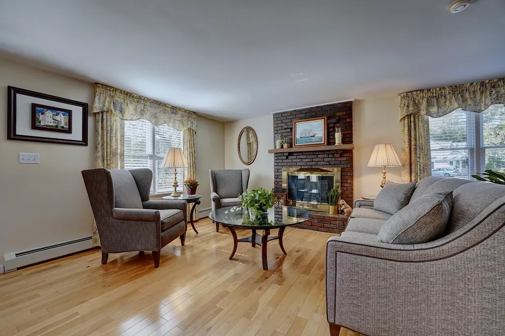 47 Gray Court Rye NH 03870