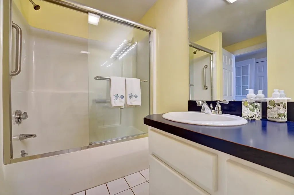 47 Gray Court Rye NH 03870