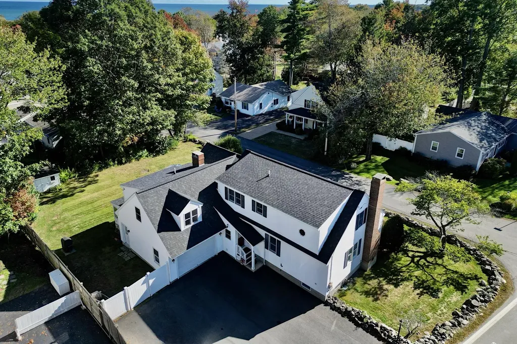 47 Gray Court Rye NH 03870