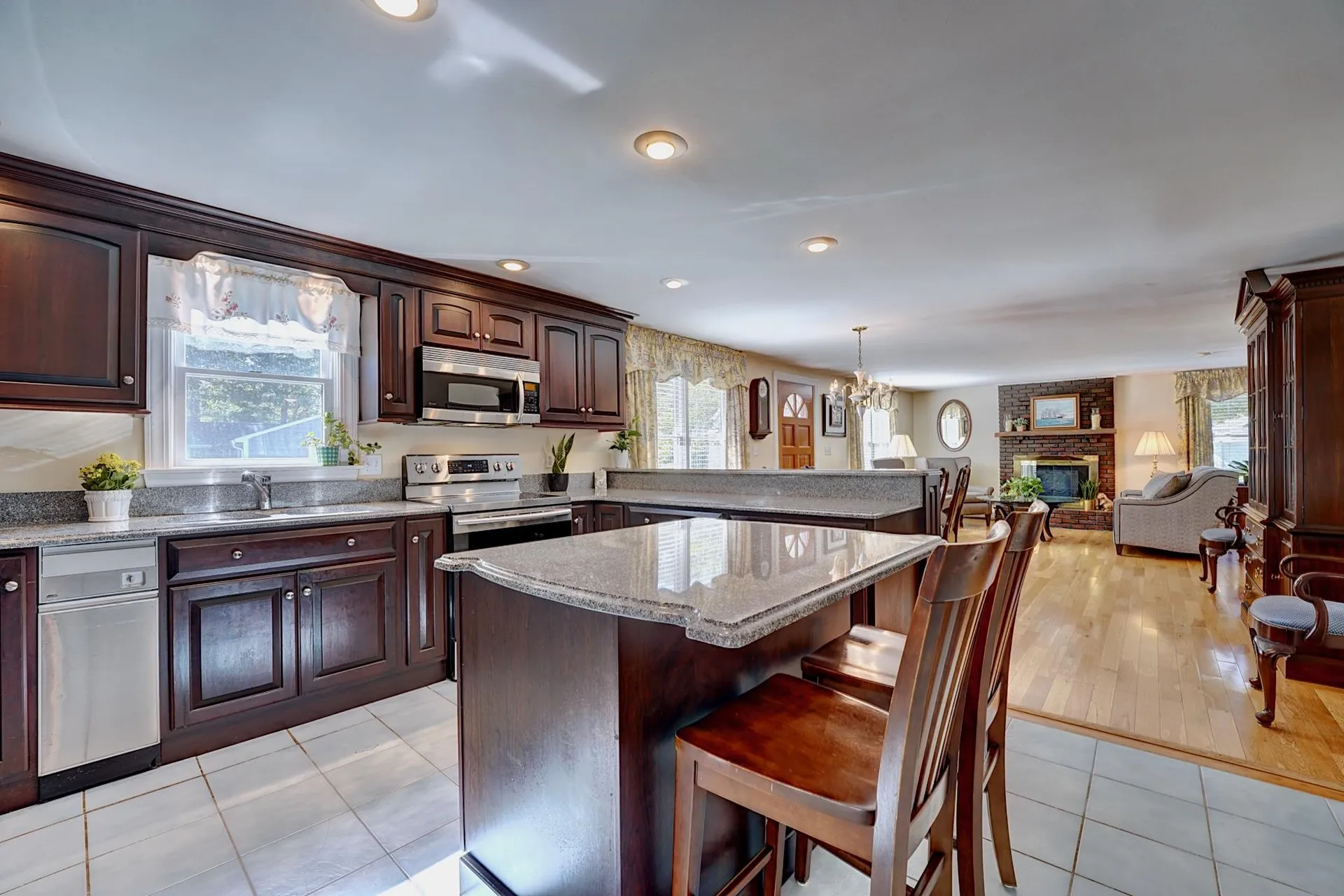 47 Gray Court Rye NH 03870