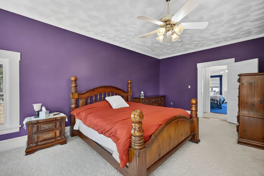 84 East Broadway Street Derry NH 03038