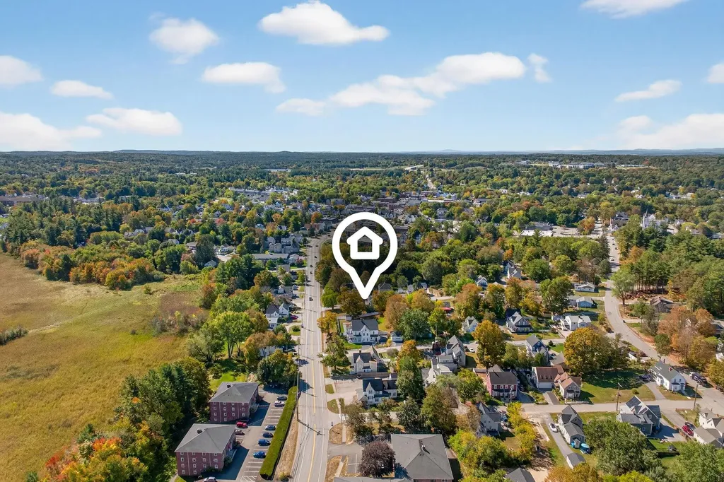 84 East Broadway Street Derry NH 03038