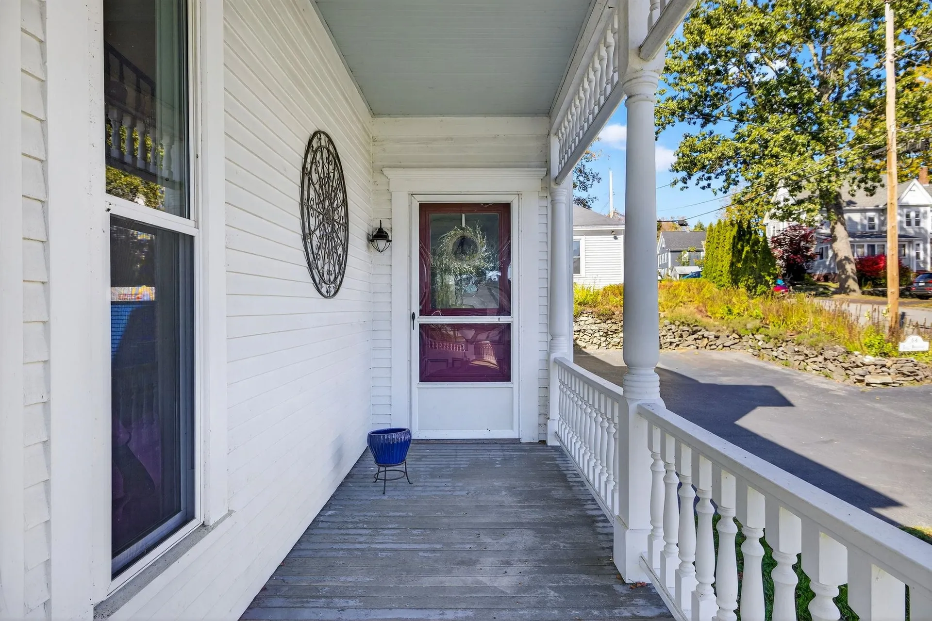 84 East Broadway Street Derry NH 03038