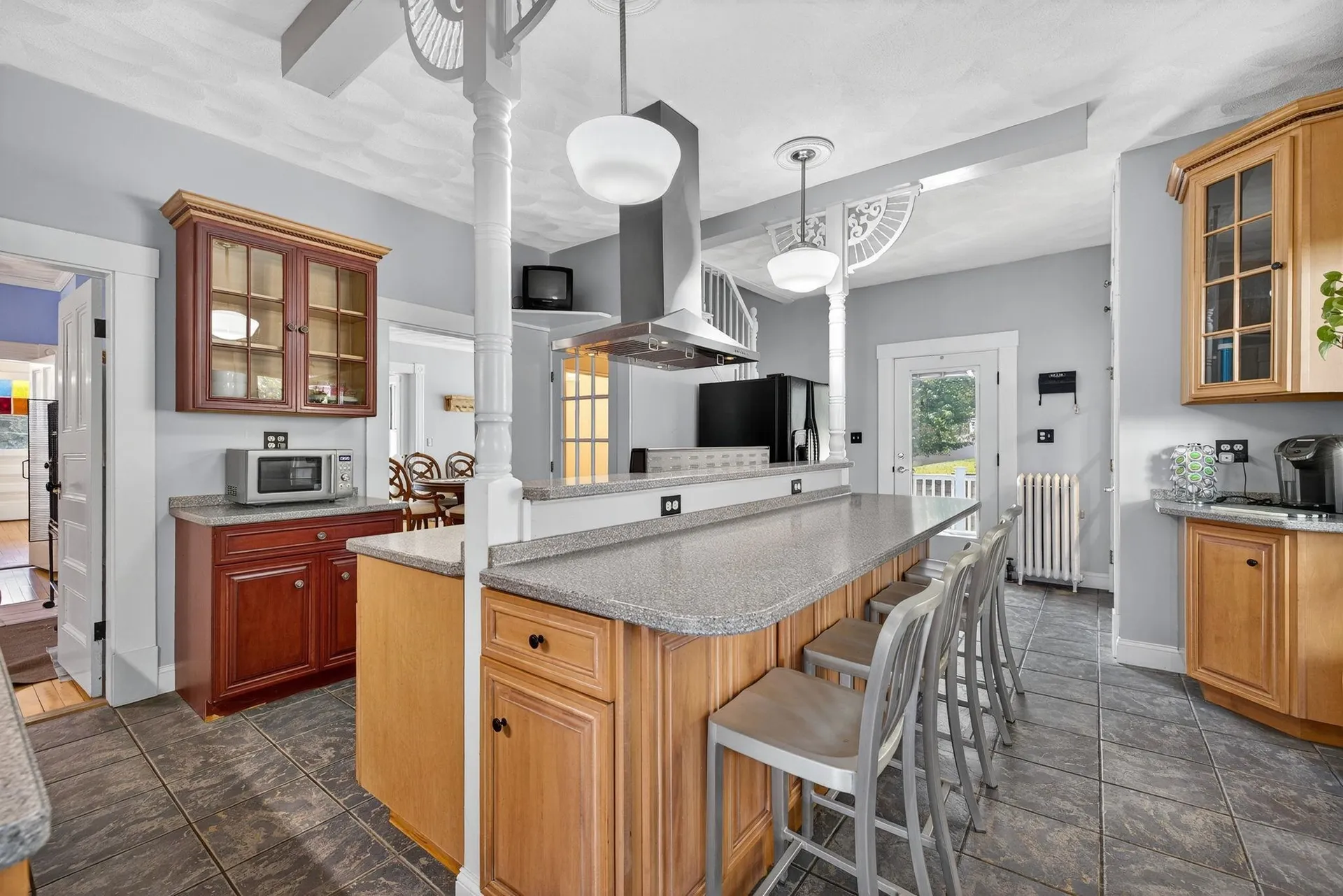 84 East Broadway Street Derry NH 03038