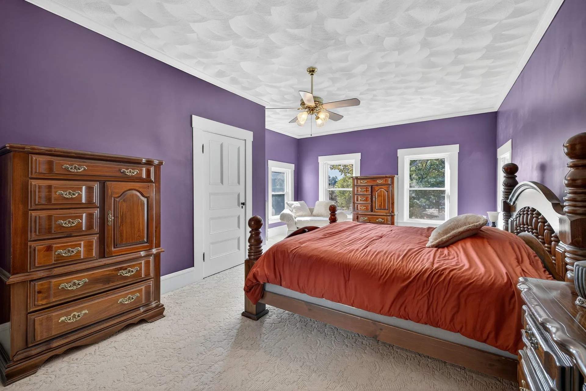 84 East Broadway Street Derry NH 03038