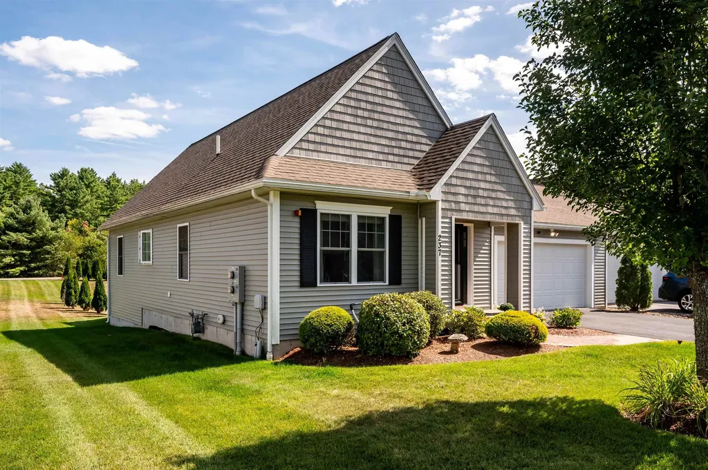237 Villager Road Chester NH 03036