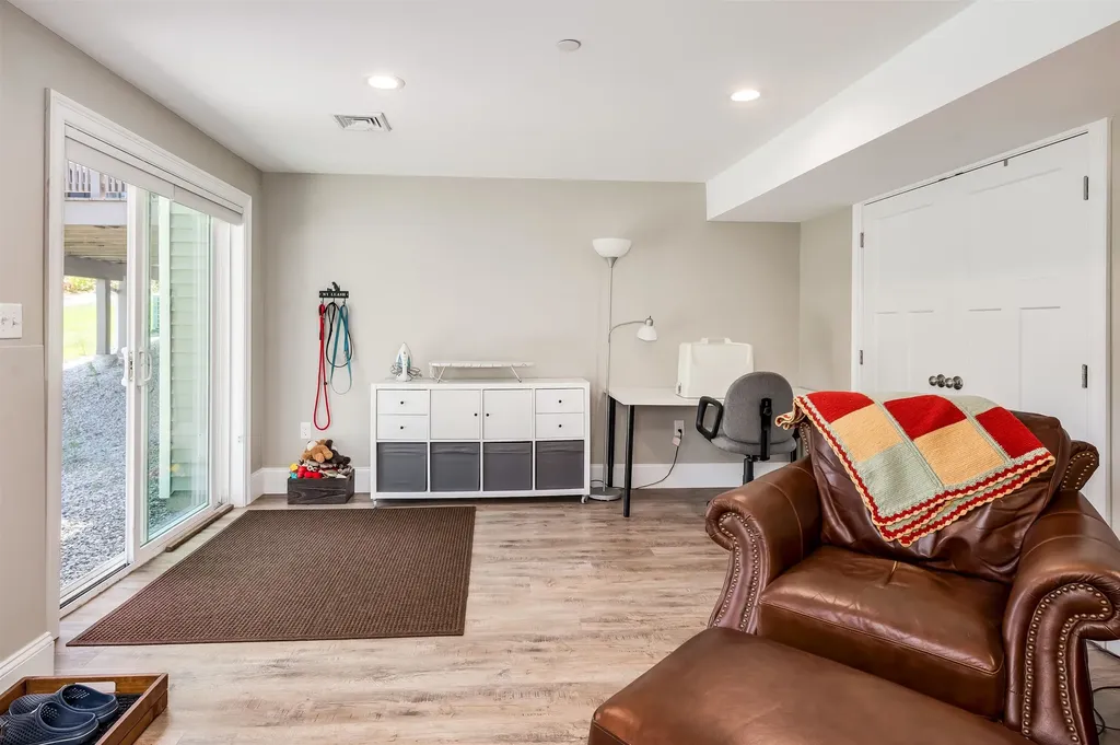 237 Villager Road Chester NH 03036